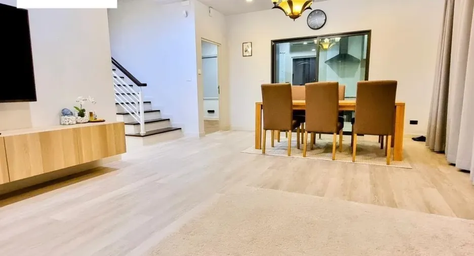 For sale and for rent 4 bedrooms house in Bang Kapi, Bangkok