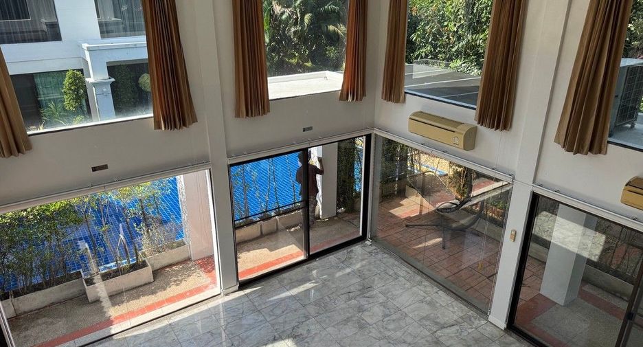 Casa en alquiler de 3 habitaciones en Khan Na Yao, Bangkok
