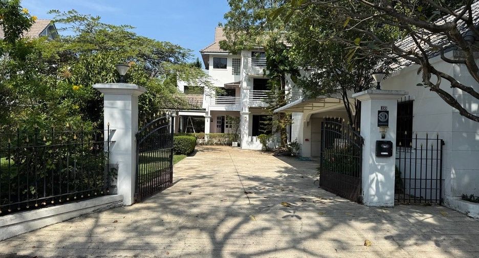 Casa en alquiler de 3 habitaciones en Khan Na Yao, Bangkok