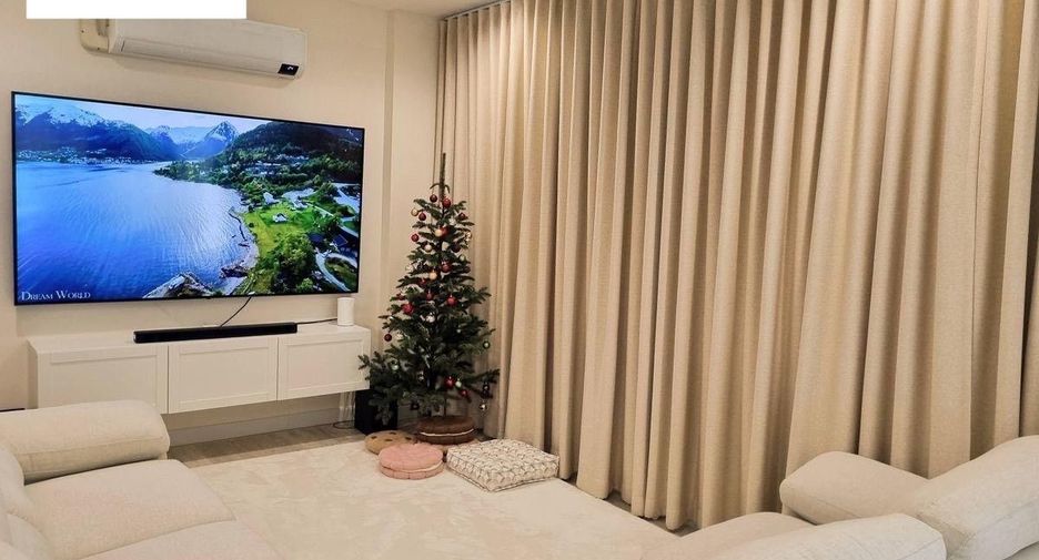 For rent 4 bedrooms house in Chatuchak, Bangkok