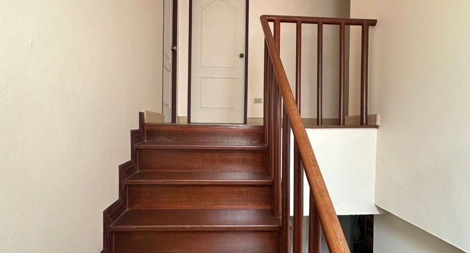 Haus zum Kauf und zur Miete mit 3 Zimmer in Min Buri, Bangkok