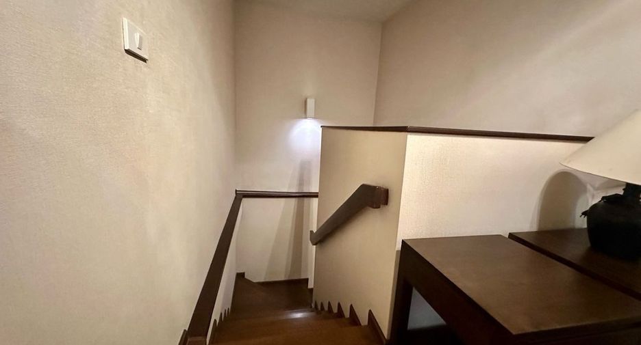 Condo en alquiler de 2 habitaciones 
