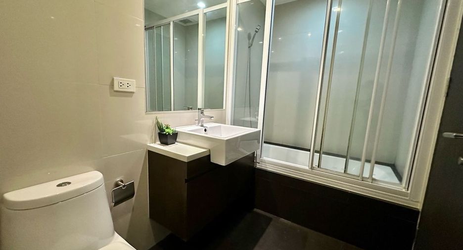 Condo en alquiler de 2 habitaciones 