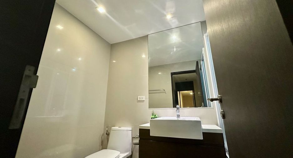 Condo en alquiler de 2 habitaciones 