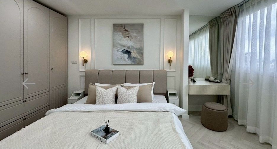 For sale 2 bedrooms condo in Huai Khwang, Bangkok