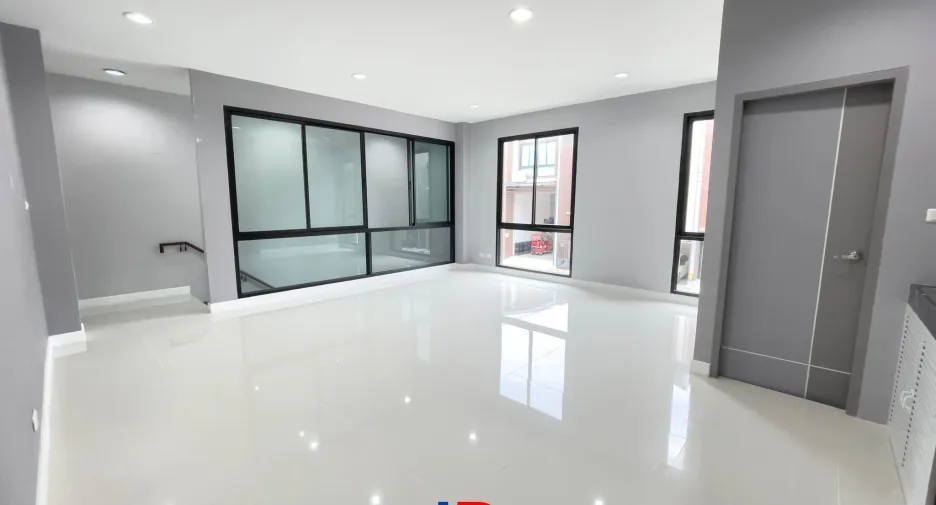 For sale 1 Beds house in Phutthamonthon, Nakhon Pathom
