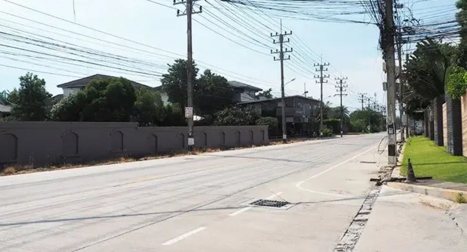 Haus zum Kauf mit 3 Zimmer in Bang Lamung, Chonburi