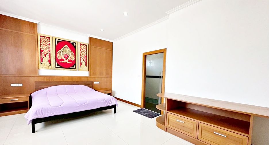 Villa en venta de 6 habitaciones en Bang Lamung, Chonburi