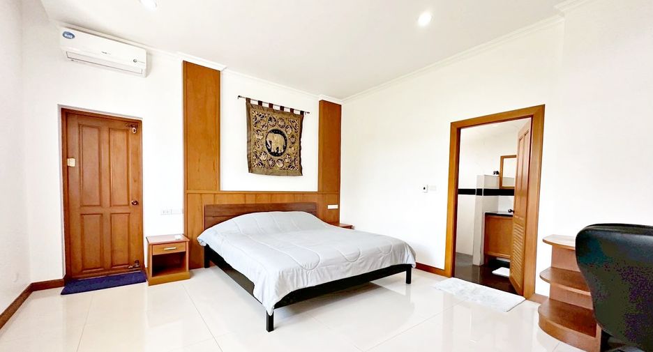 Villa en venta de 6 habitaciones en Bang Lamung, Chonburi