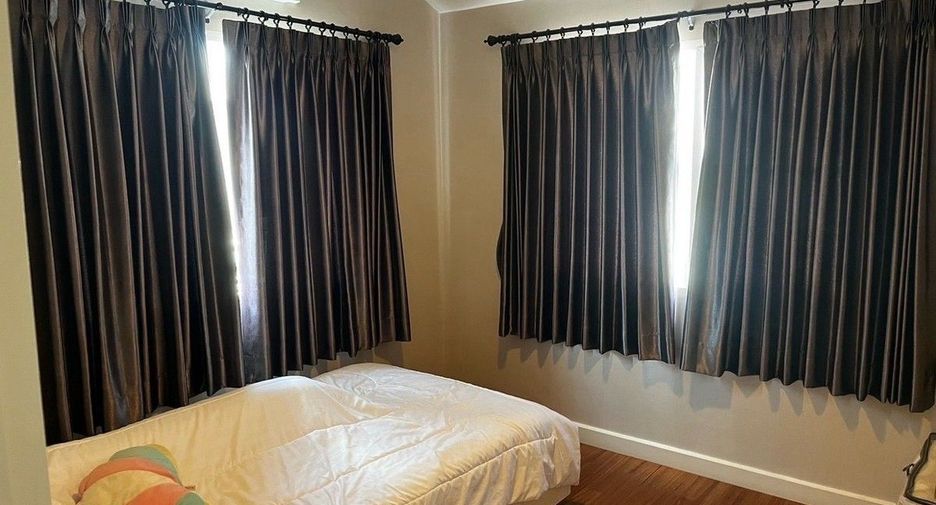 For rent 3 bedrooms house 