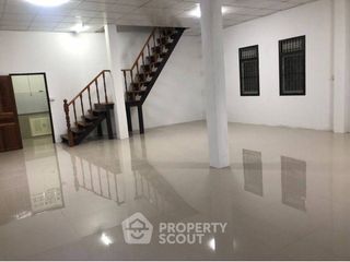 Casa en alquiler de 3 habitaciones en Phaya Thai, Bangkok