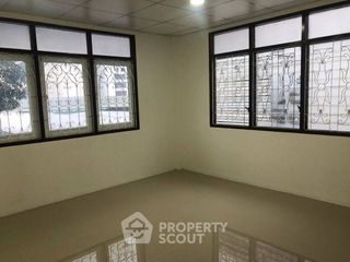 Casa en alquiler de 3 habitaciones en Phaya Thai, Bangkok