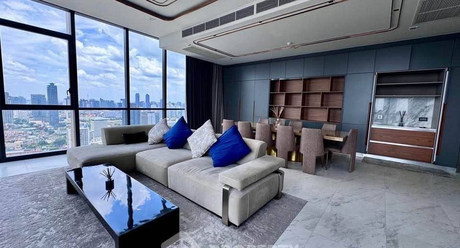 À vendre 3 chambres condo à Watthana, Bangkok