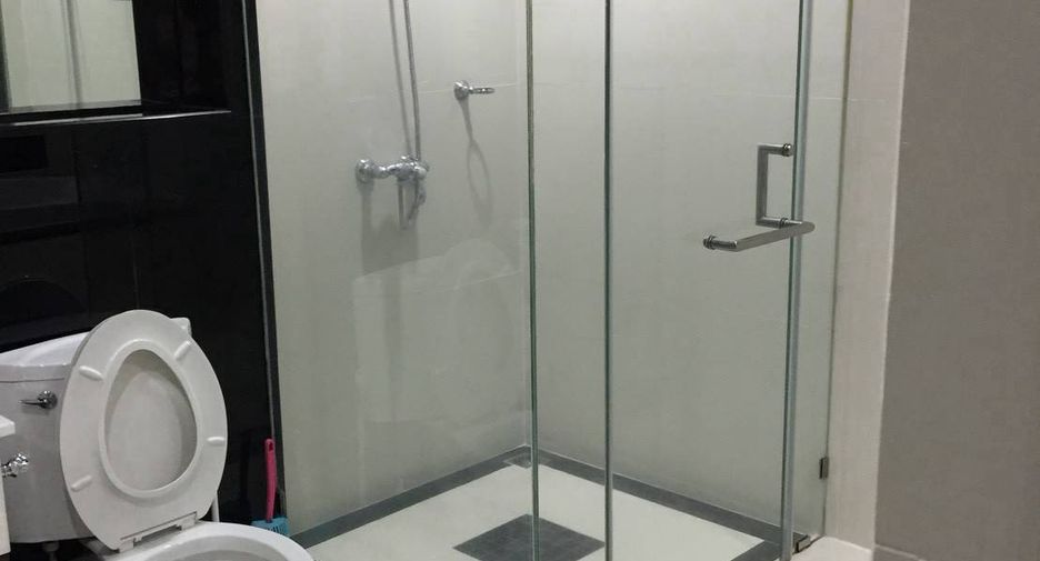 Condo en alquiler de 1 habitaciones en Pathum Wan, Bangkok