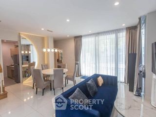 Casa en alquiler de 4 habitaciones en Lat Phrao, Bangkok