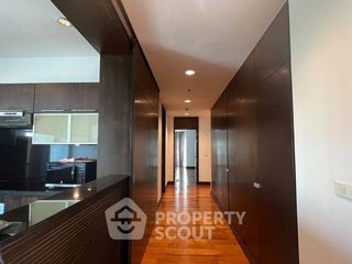 Wohnung zur Miete mit 4 Zimmer in Pathum Wan, Bangkok