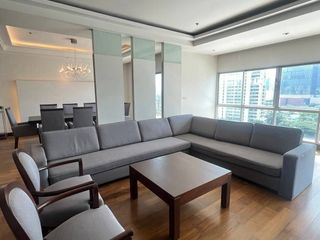 Wohnung zur Miete mit 4 Zimmer in Pathum Wan, Bangkok