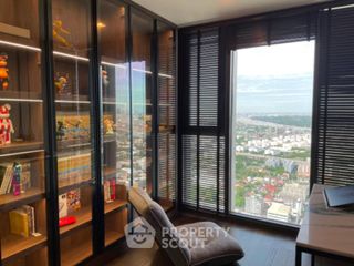 For sale 2 bedrooms condo in Phra Khanong, Bangkok