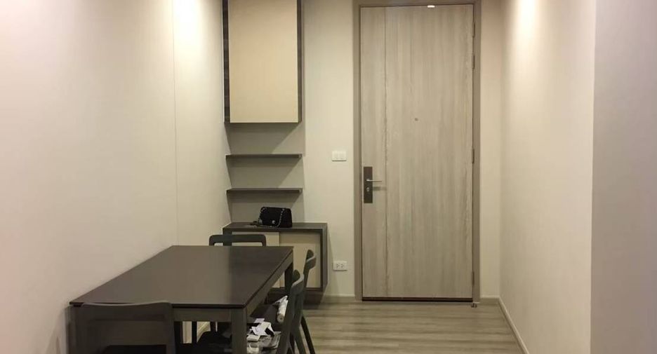 À louer et à vendre 1 chambre condo à Phaya Thai, Bangkok