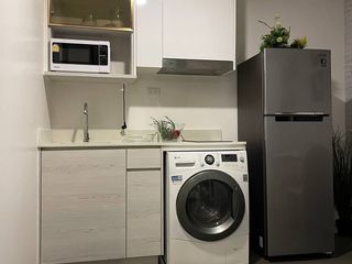 For sale 1 bed condo in Phaya Thai, Bangkok