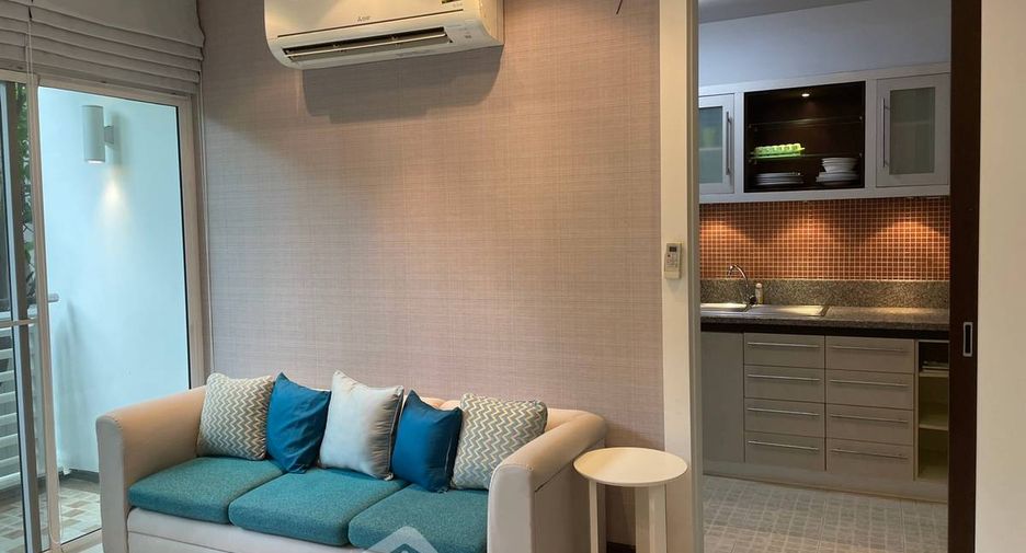 For sale 2 bedrooms condo in Watthana, Bangkok