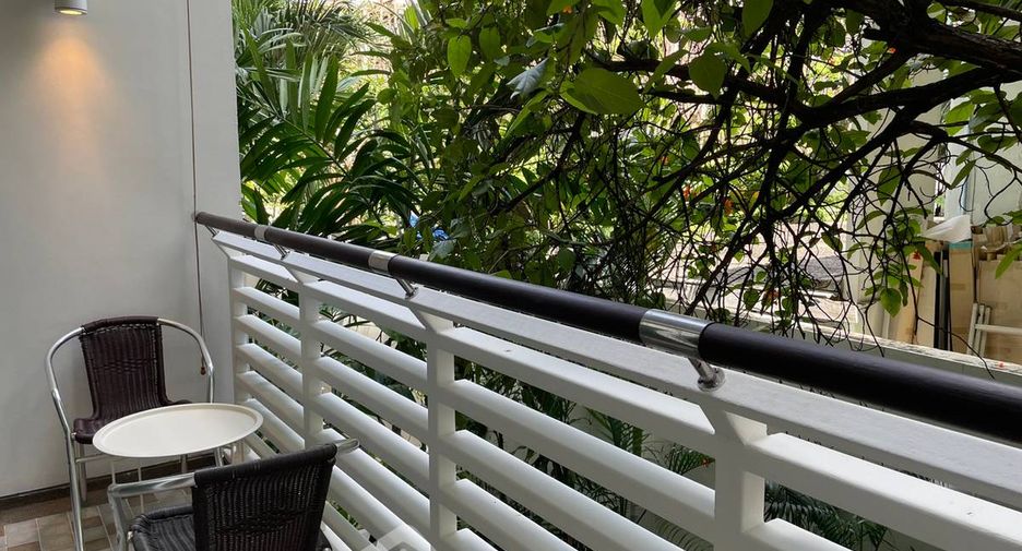 For sale 2 bedrooms condo in Watthana, Bangkok
