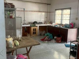 出售 4 卧室 联排别墅 在 Mueang Chon Buri, Chon Buri
