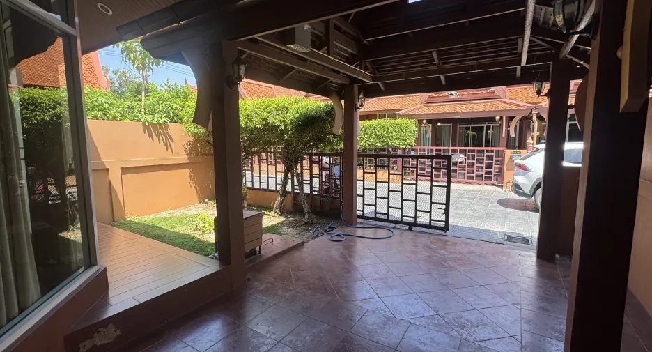For rent 2 bedrooms house in Na Jomtien, Pattaya