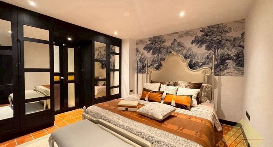 For rent 4 bedrooms house in Jomtien, Pattaya
