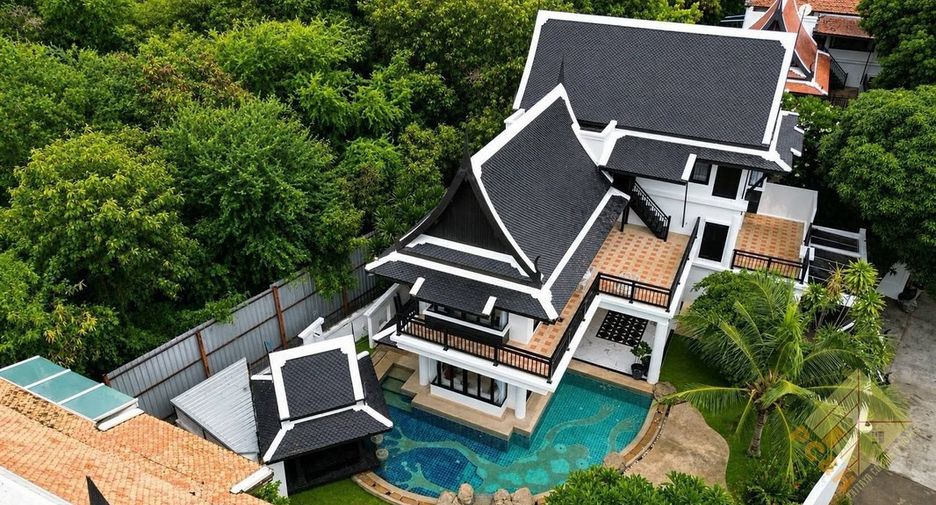 For rent 4 bedrooms house in Jomtien, Pattaya