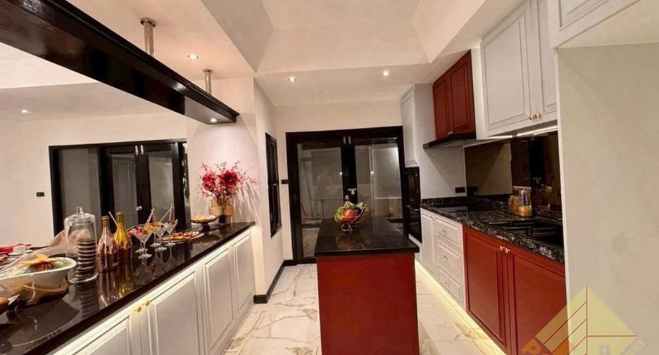 For rent 4 bedrooms house in Jomtien, Pattaya