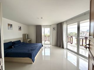 For rent 3 bedrooms condo in Bang Lamung, Chonburi