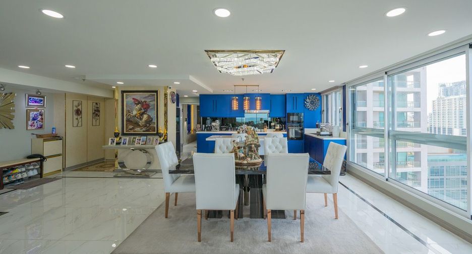 For sale 2 bedrooms condo 