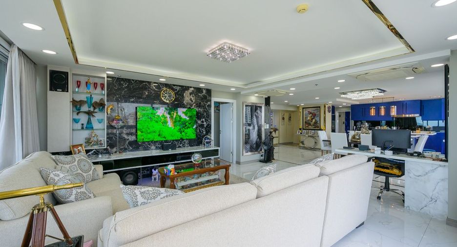 For sale 2 bedrooms condo 