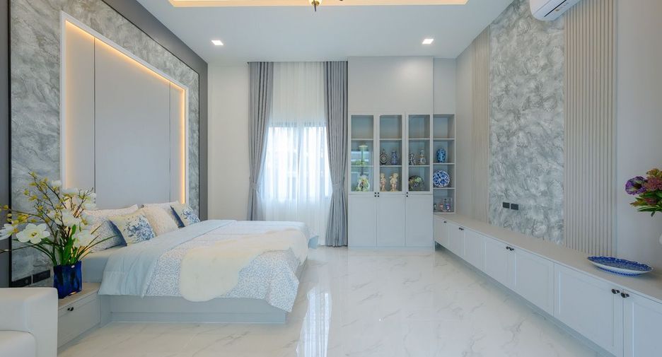 Haus zum Kauf mit 4 Zimmer in Bang Lamung, Chonburi