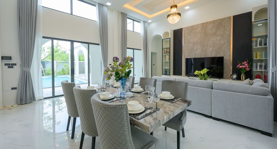 Haus zum Kauf mit 4 Zimmer in Bang Lamung, Chonburi
