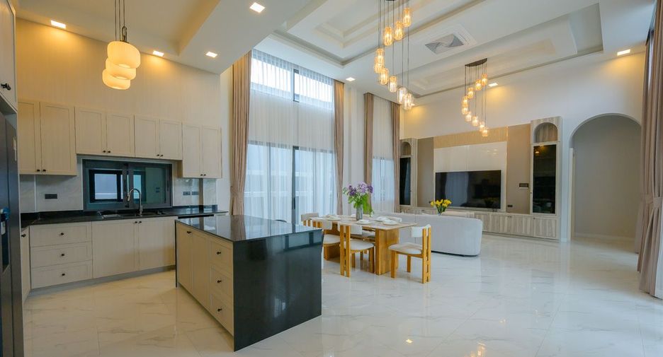 Haus zum Kauf mit 4 Zimmer in Bang Lamung, Chonburi