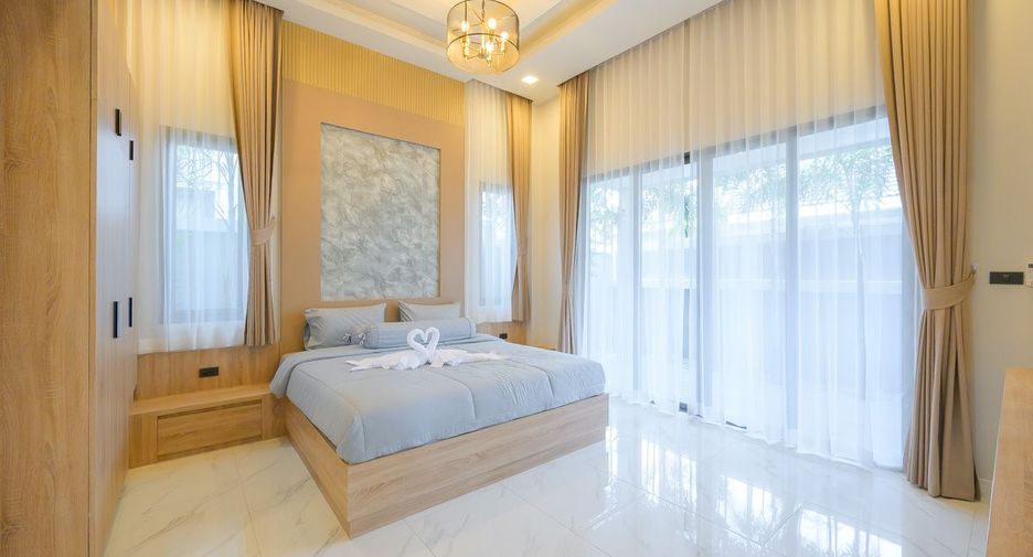 Haus zum Kauf mit 4 Zimmer in Bang Lamung, Chonburi