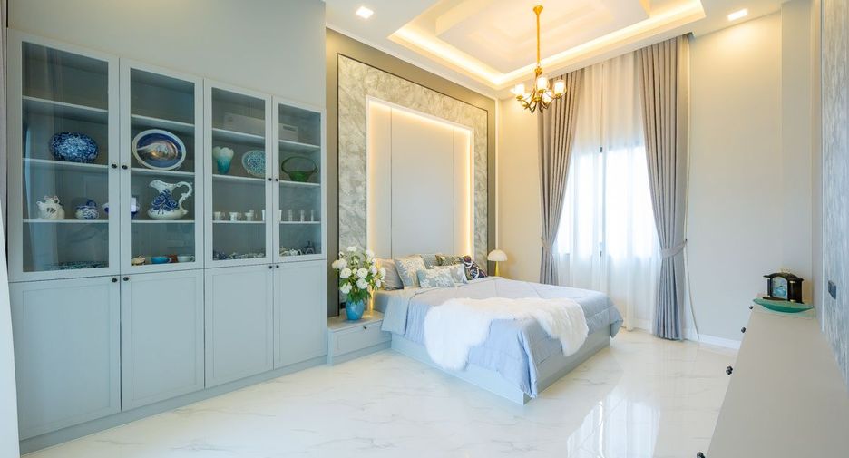 Casa en venta de 4 habitaciones en Bang Lamung, Chonburi