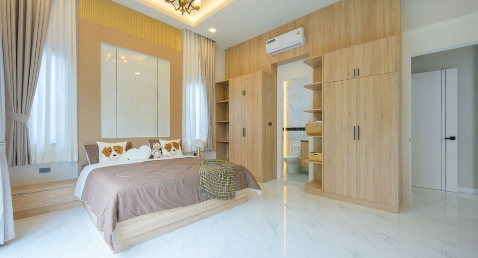 Casa en venta de 4 habitaciones en Bang Lamung, Chonburi