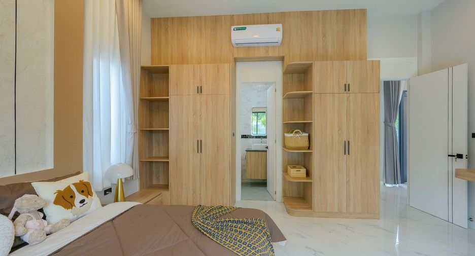 Casa en venta de 4 habitaciones en Bang Lamung, Chonburi