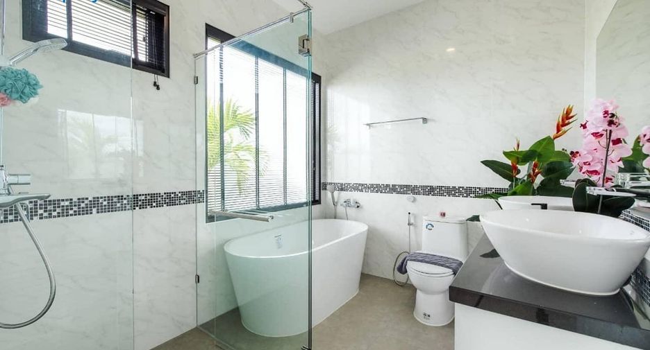 Villa zum Kauf mit Studio in Hua Hin, Prachuap Khiri Khan