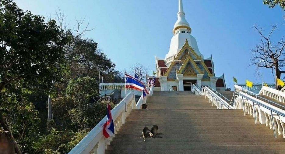 Villa zum Kauf mit Studio in Hua Hin, Prachuap Khiri Khan