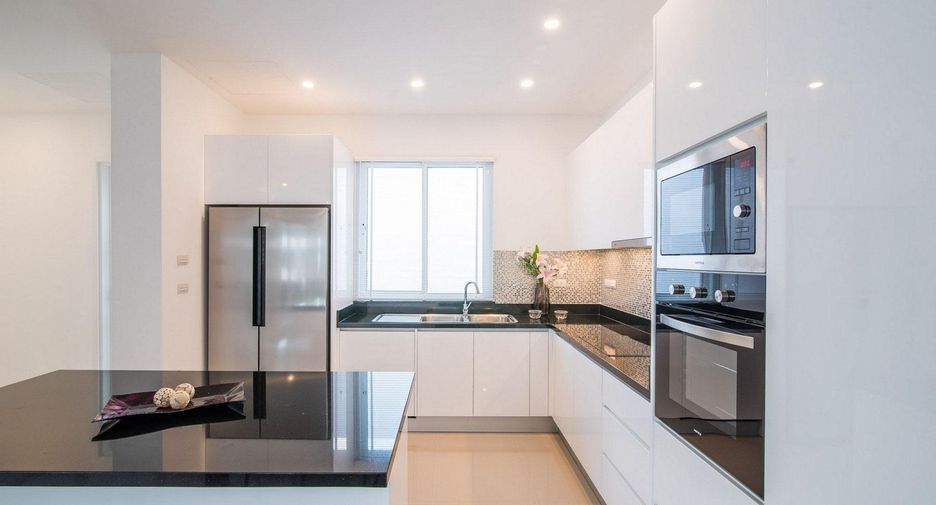 Villa zum Kauf mit Studio in Hua Hin, Prachuap Khiri Khan
