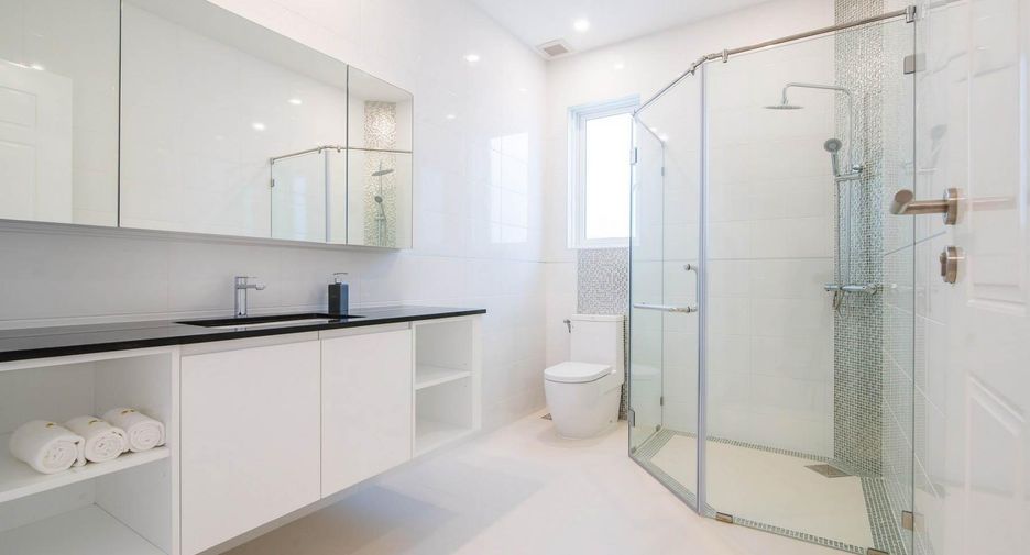 Villa zum Kauf mit Studio in Hua Hin, Prachuap Khiri Khan