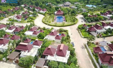 Villa zum Kauf mit 3 Zimmer in Hua Hin, Prachuap Khiri Khan
