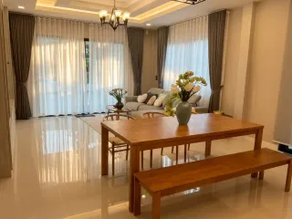 Haus zum Kauf mit 3 Zimmer in Bang Lamung, Chonburi