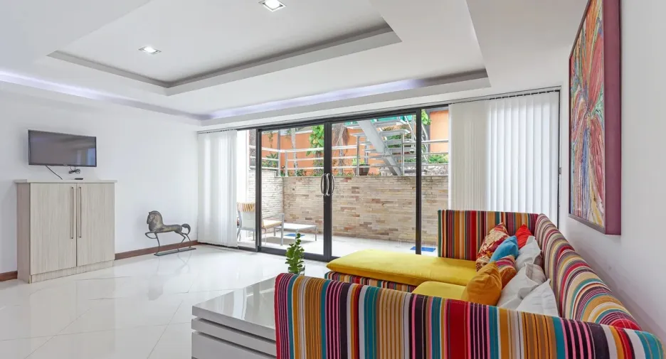 For rent and for sale 4 bedrooms house in Bang Lamung, Chonburi