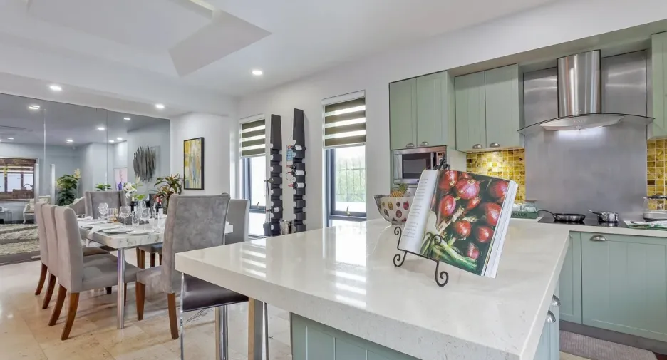 For rent and for sale 5 bedrooms house in Bang Lamung, Chonburi