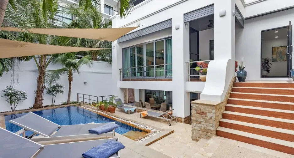 For rent and for sale 5 bedrooms house in Bang Lamung, Chonburi